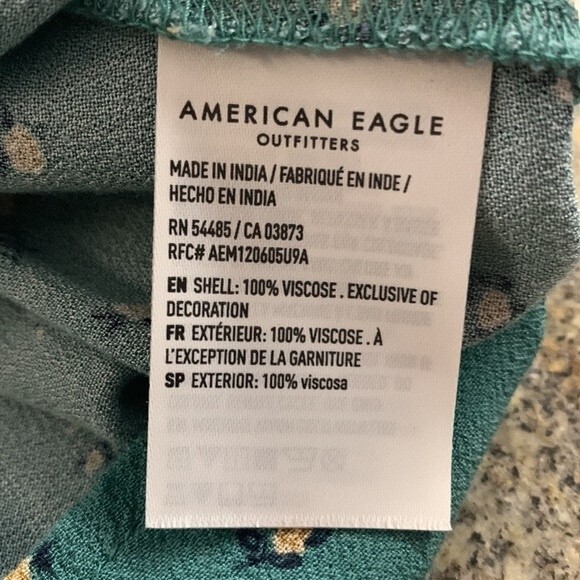 American Eagle Outfitters Small Green floral crop top - Picture 10 of 11